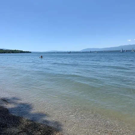 View Geneva Lake, Private Residence, Swimming Pool Apartamento